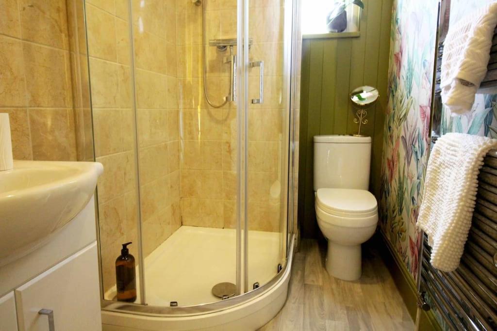 Lincoln Apartment Freshly Renovated Common Views Burton  Dış mekan fotoğraf