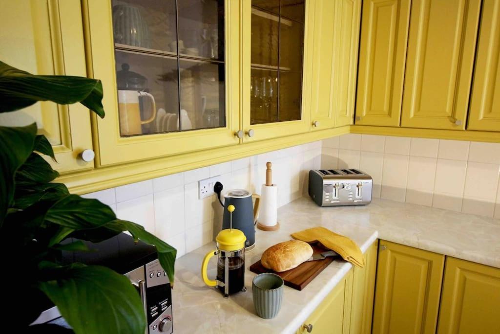 Lincoln Apartment Freshly Renovated Common Views Burton  Dış mekan fotoğraf